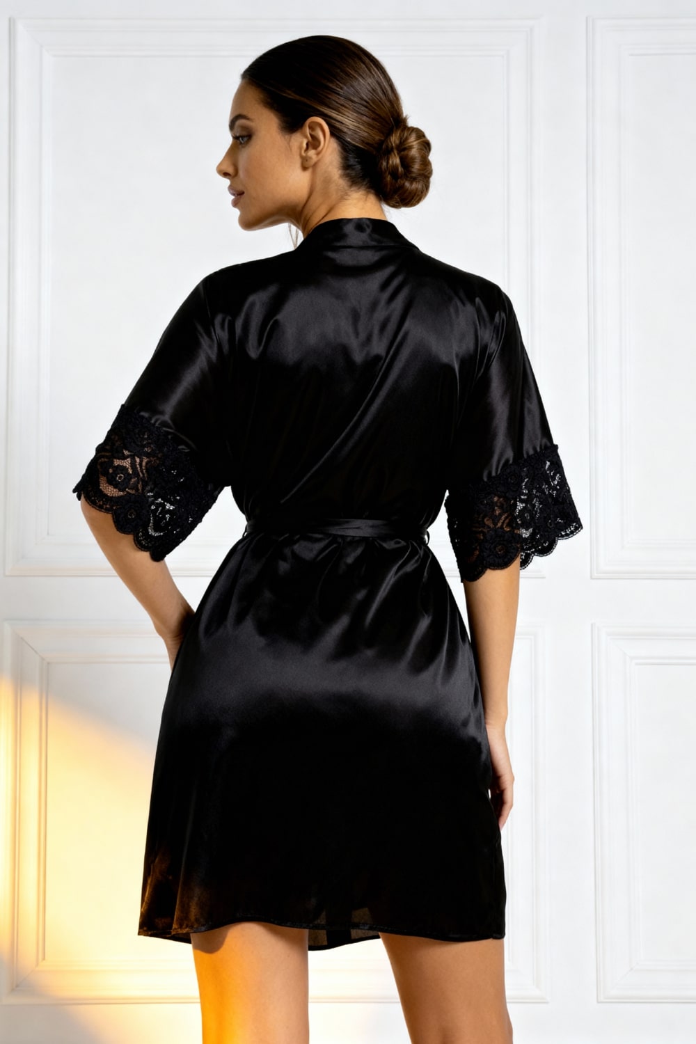 Solène™ - Eleganter Satin-Kimono