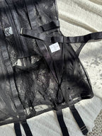 Black Mirage™ - Elegantes Spitzen-Nachthemd